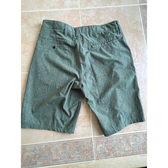 Hurley Phantom worn once  green polyester  shorts men size 30 - Picture 6 of 7